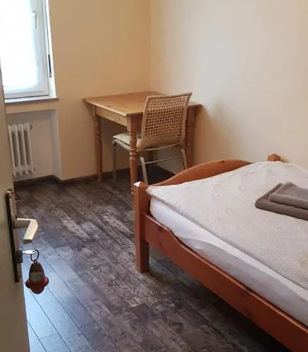 Zum Fuchsbau מלון Hovels