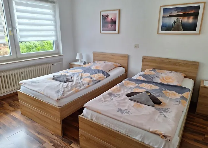 Zum Fuchsbau מלון